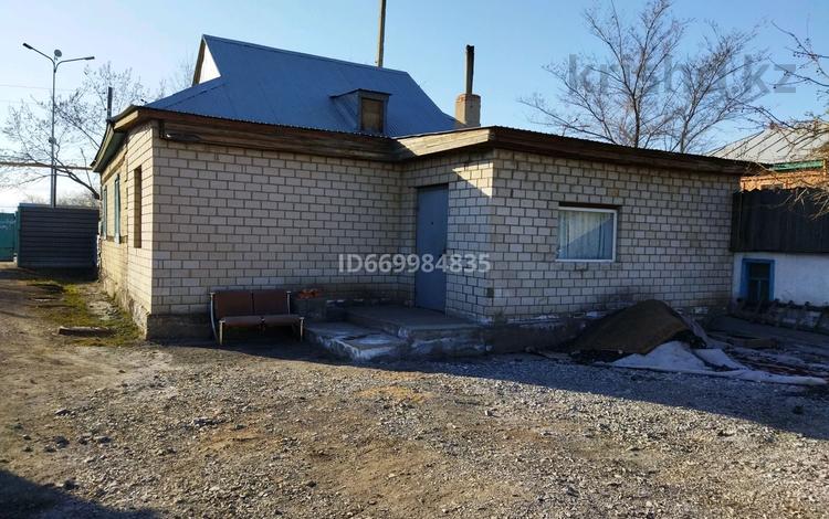 Отдельный дом · 5 комнат · 100 м² · 11 сот., Герцена — Дулатова за 35 млн 〒 в Астане, Сарыарка р-н — фото 20