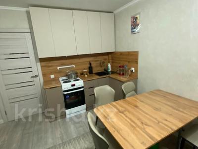 1-бөлмелі пәтер · 43 м² · 1/9 қабат, Увалиева 8/1, бағасы: 20 млн ₸ в Усть-Каменогорске