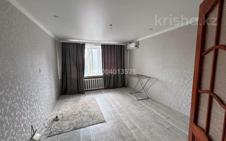 2-комнатная квартира · 54 м² · 5/5 этаж, мкр 11 — Напротив парка,керуен сити за 170 000 ₸ в Актобе — фото 2