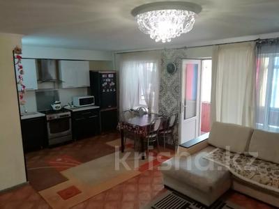 2-комнатная квартира, 54 м², 2/6 этаж посуточно, мкр 8, Бр. Жубановых 269 за 10 000 〒 в Актобе, мкр 8