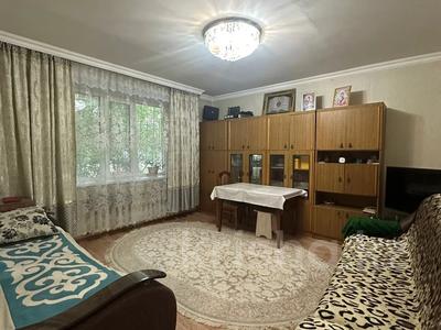 3-комнатная квартира · 63 м² · 1/5 этаж, Майкудук, Мкр Восток-3 — Восток-5 за 15.5 млн ₸ в Караганде, Алихана Бокейханова р-н