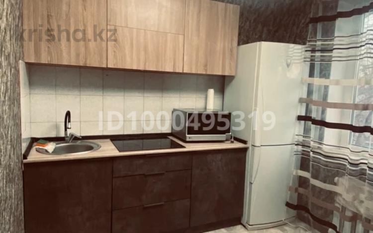 2-комнатная квартира · 65 м² · 3/9 этаж, Суворова 4 — Суворова-Назарбаева за 16 000 ₸ в Павлодаре — фото 2