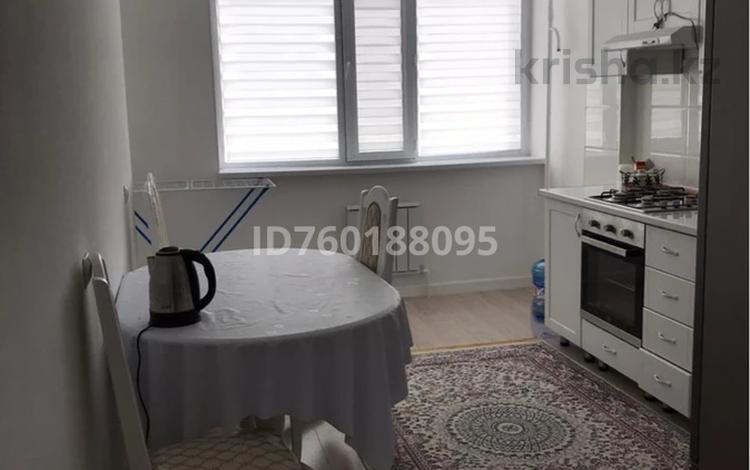 1-бөлмелі пәтер · 39 м² · 3/11 қабат, 16-й мкр 44, бағасы: 14 млн ₸ в Актау — фото 2