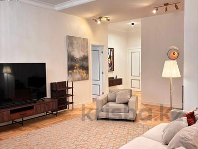 4-комнатная квартира · 160 м² · 8/9 этаж, Тауелсыздык 31/2 за 160 млн 〒 в Астане, Алматы р-н