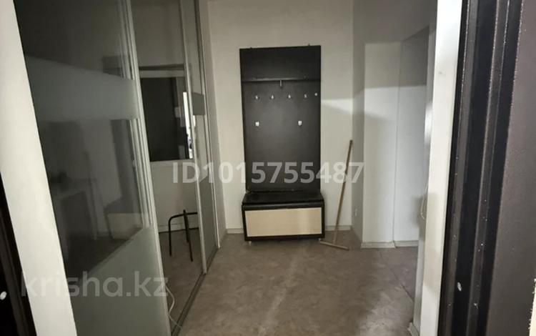 2-бөлмелі пәтер · 65 м² · 6/9 қабат, Шұғыла ш/а. 340/4, бағасы: 35 млн ₸ в Алматы, Наурызбайский р-н — фото 2