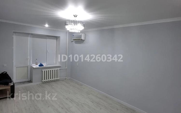 2-бөлмелі пәтер · 57.7 м² · 3/5 қабат, Мкр. Сырдария 21, бағасы: 22 млн ₸ в  — фото 2