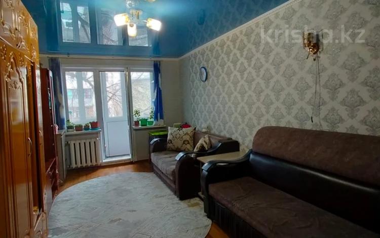 2-комнатная квартира, 43.8 м², 2/5 этаж, Абая за 9.5 млн 〒 в Темиртау — фото 2