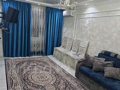 Аренда квартир посуточно в Шымкенте: 3-комнатная квартира · 60 м² · 1/5 этаж, 8-й микрорайон, 8-й микрорайон 4 — Мамытова за 17 000 〒 3-комнатная квартира · 60 м² · 1/5 этаж, 8-й микрорайон, 8-й микрорайон 4 — Мамытова за 17 000 〒 в Шымкенте, Туран р-н