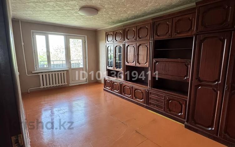 3-комнатная квартира · 62 м² · 4/5 этаж, Конаева за 130 000 ₸ в Талдыкоргане, мкр Жастар — фото 2
