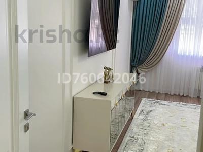 Пәтерлер в Мангистауской обл.: 3-бөлмелі пәтер · 130 м² · 7/10 қабат, 32Б мкр 3, бағасы: 50 млн 〒 3-бөлмелі пәтер · 130 м² · 7/10 қабат, 32Б мкр 3, бағасы: 50 млн 〒 в Актау