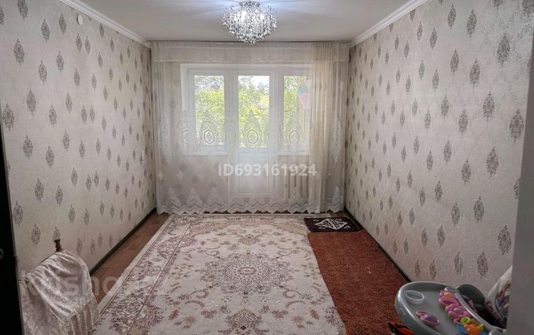 2-комнатная квартира, 45 м², 3/5 этаж, Рыскулова 31 за 14 млн 〒 в Таразе — фото 2