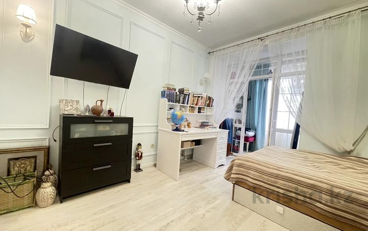 2-комнатная квартира, 42 м², 1/6 этаж, Аль-Фараби 29 — проспект Улы Дала