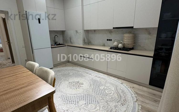 3-комнатная квартира · 100 м² · 7/7 этаж, 41-й мкр 22 за 45 млн ₸ в Актау — фото 2