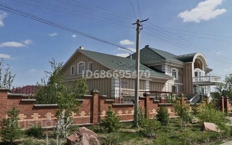 Жеке үй · 10 бөлме · 1000 м² · 10 жүзд., Югю-восток , арганаты 9 — Обаган, бағасы: 450 млн ₸ в Астане, Алматы р-н — фото 4