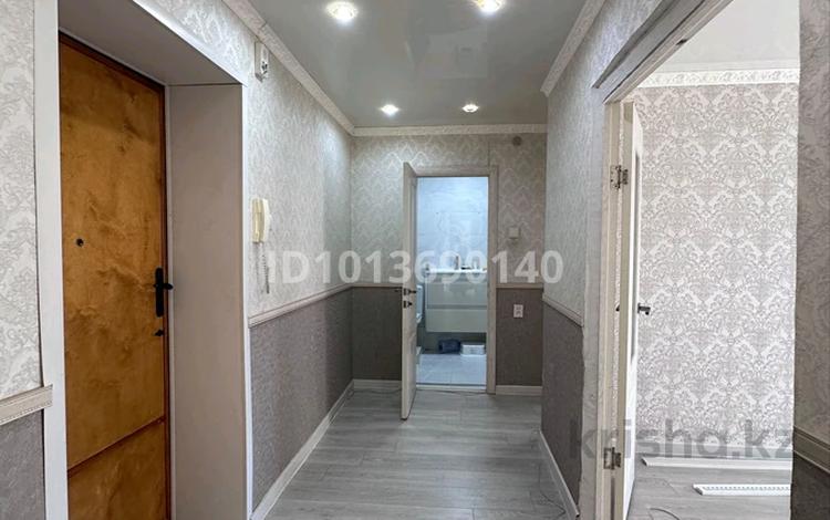 2-комнатная квартира · 60 м² · 9/10 этаж, мкр Женис 7/1 — Позади бассеина за 19 млн ₸ в Уральске — фото 2