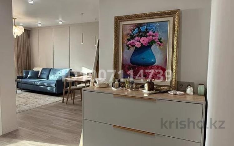 2-комнатная квартира · 50 м² · 10/15 этаж, Райымбека 210/12к1 — Ауэзова за 55 млн 〒 в Алматы, Алмалинский р-н — фото 2