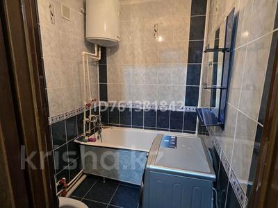 2-комнатная квартира · 44.5 м² · 3/5 этаж, Комарова 9-49 — 19 школа за 10 млн ₸ в Сатпаев