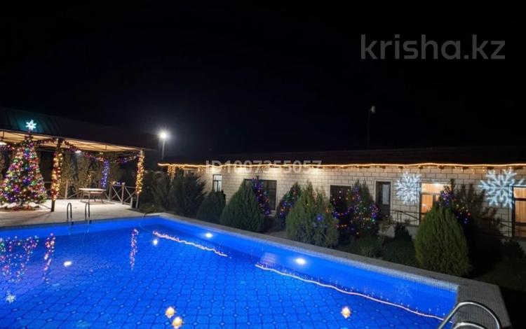 Дача · 4 комнаты · 250 м², мкр Тараз — Машат за 60 000 〒 в Шымкенте, Аль-Фарабийский р-н — фото 17