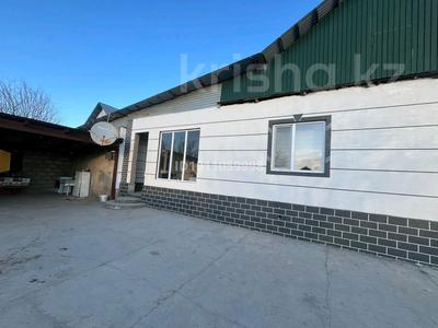 Отдельный дом · 4 комнаты · 120 м² · 14 сот., Хиуаз Доспанова 7 — Абылайхана за 35 млн ₸ в Кордае