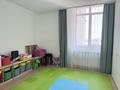 4-комнатная квартира · 122 м² · 21/21 этаж, Кабанбай батыра 43A за 117 млн ₸ в Астане, Есильский р-н — фото 16