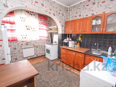 2-комнатная квартира · 55 м² · 5/5 этаж, мкр Мамыр-1 7 за 35 млн ₸ в Алматы, Ауэзовский р-н