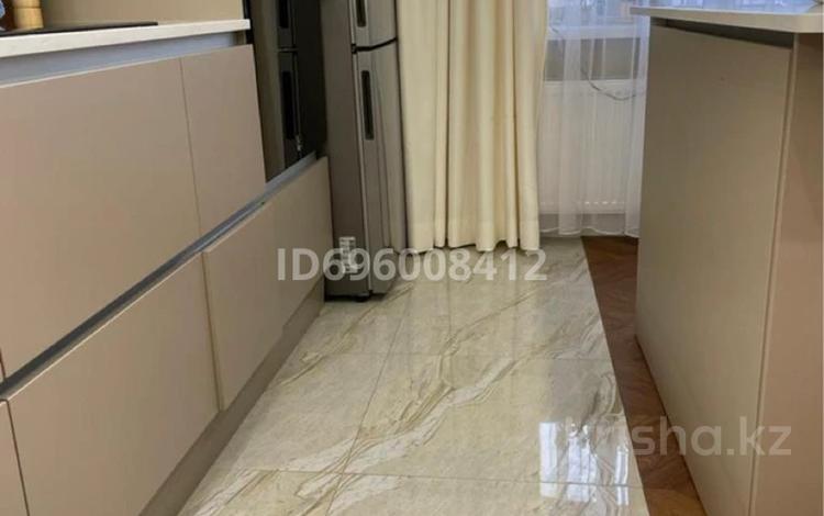 2-комнатная квартира, 70 м², 9/9 этаж помесячно, Е67 6