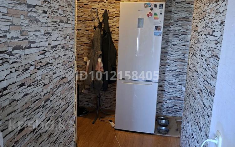 2-бөлмелі пәтер · 48 м² · 5/5 қабат, Пришахтинск, Пришахтинск, 21й микрорайон 29, бағасы: 13.5 млн ₸ в Караганде, Алихана Бокейханова р-н — фото 2