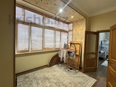 3-бөлмелі пәтер · 155 м² · 1/5 қабат, 15-й мкр 70, бағасы: 65 млн ₸ в Актау