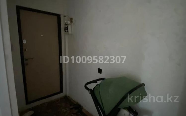 2-бөлмелі пәтер · 46 м² · 2/5 қабат, 1 ш/а, Тургенева 92 — Дом на против Очога рядом с Лукойл, бағасы: 13.5 млн ₸ в Актобе, мкр 5 — фото 9