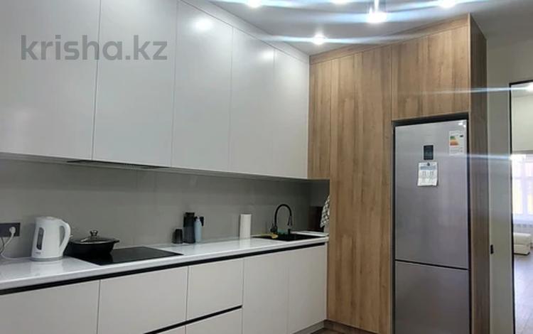 3-бөлмелі пәтер · 84 м² · 4/13 қабат, Степной 2 2/2, бағасы: 59 млн ₸ в Караганде, Казыбек би р-н — фото 2