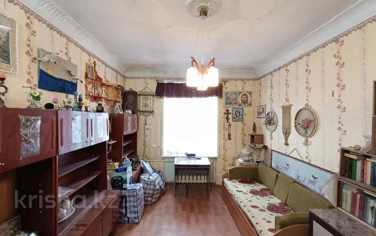 2-бөлмелі пәтер · 47 м² · 3/3 қабат, Сортировка, Дружбы 117, бағасы: 6.6 млн ₸ в Караганде, Алихана Бокейханова р-н — фото 2