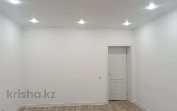 1-комнатная квартира · 48.3 м² · 3/5 этаж, мкр. Алтын орда за 16 млн ₸ в Актобе — фото 6