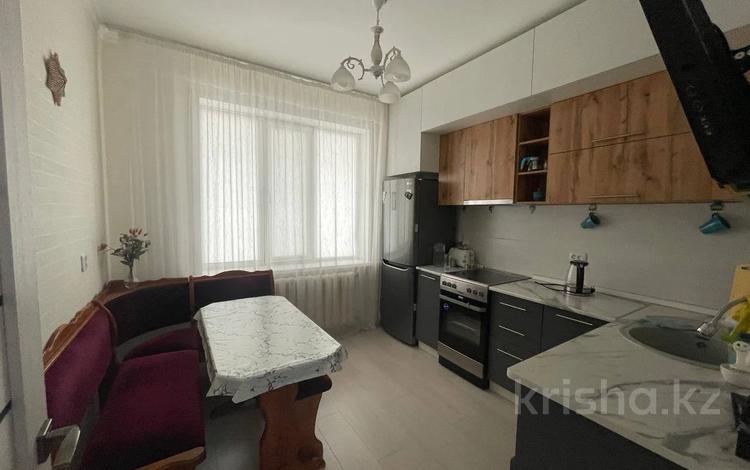 1-комнатная квартира, 40 м², Туркестан — Абу Даби Плаза