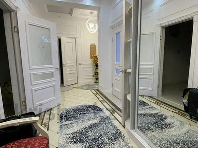 3-комнатная квартира, 117.3 м², 6/10 этаж, Шарипова 28 за 64 млн 〒 в Атырау