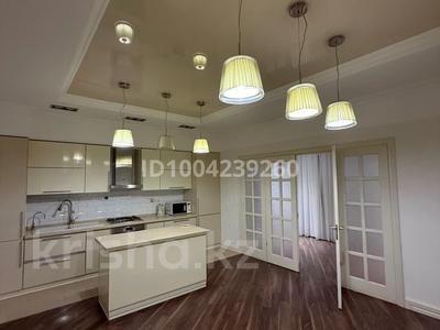 3-бөлмелі пәтер · 172 м² · 3/9 қабат, Кунаева 65, бағасы: 95 млн ₸ в Шымкенте, Туран р-н