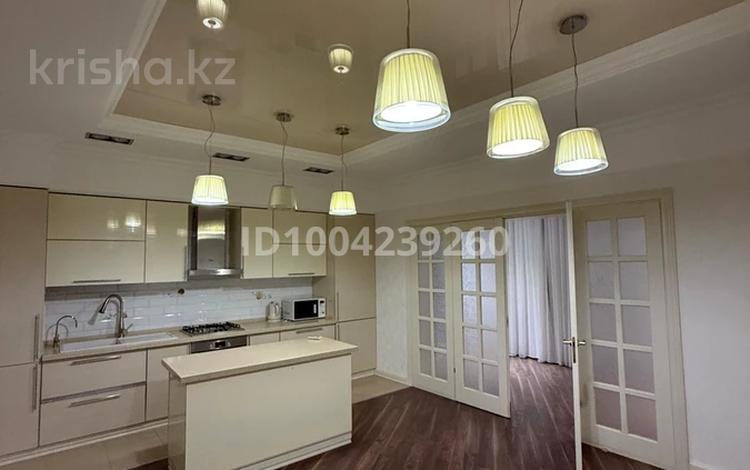 3-бөлмелі пәтер · 172 м² · 3/9 қабат, Кунаева 65, бағасы: 95 млн ₸ в Шымкенте, Туран р-н — фото 3