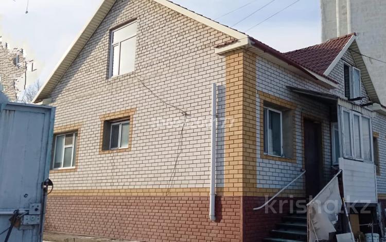 Отдельный дом · 7 комнат · 200 м² · 10 сот., ул. Пожарная 7 — Пожарная - Самал за 600 000 〒 в Семее — фото 2