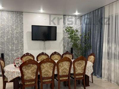 Жеке үй · 4 бөлме · 125 м² · 8 жүзд., Казыбек Би 59А, бағасы: 57 млн ₸ в Туздыбастау (Калинино)
