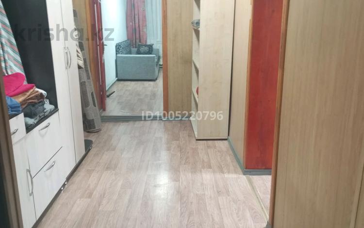 Отдельный дом · 3 комнаты · 70 м², мкр Коктобе 12 — РозыБаглановой яблочная за 400 000 〒 в Алматы, Медеуский р-н — фото 2