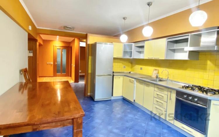 3-бөлмелі пәтер, 100 м², 4/5 қабат ай сайын, Курмангазы, бағасы: 520 000 〒 в Алматы, Медеуский р-н — фото 5