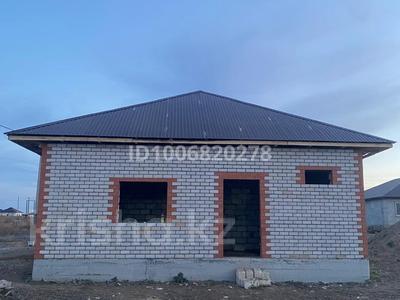 Отдельный дом · 4 комнаты · 110 м² · 10 сот., мкр Жастар 2 12 — Район Арман за 12 млн 〒 в Актобе, жилой массив Жанаконыс