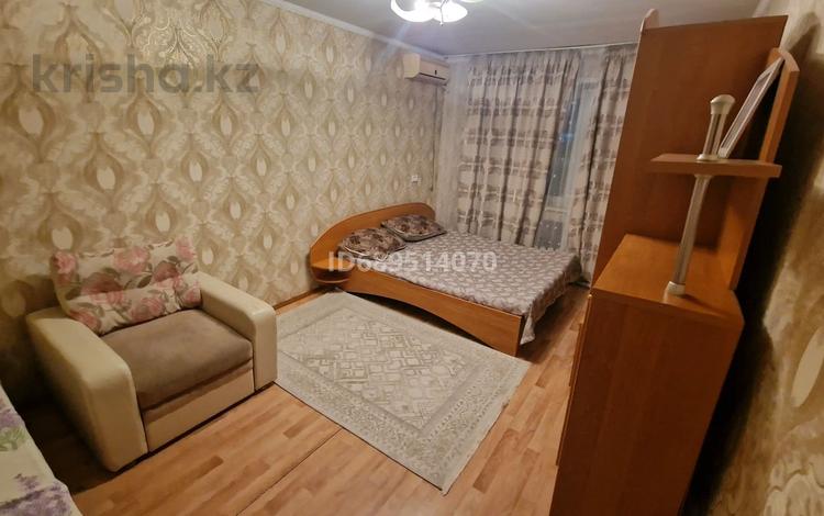 1-бөлмелі пәтер, 36 м², 4/5 қабат тәулігіне, Кутузова 87, бағасы: 6 000 〒 в Павлодаре — фото 3