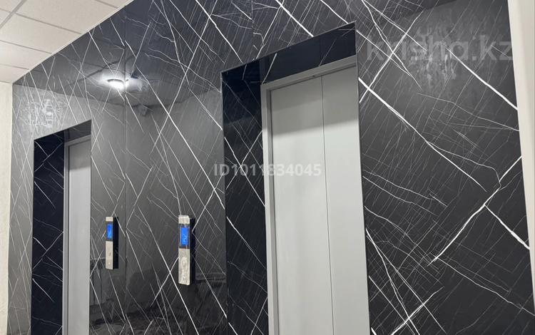 2-комнатная квартира · 56.4 м² · 8/17 этаж, Шапық Шөкин за 29 млн ₸ в Астане, Есильский р-н — фото 2