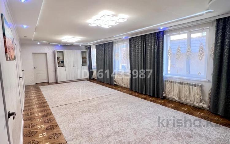 Отдельный дом · 12 комнат · 370 м² · 12 сот., мкр Теректы 137 — Калкаман за 105 млн ₸ в Алматы, Алатауский р-н — фото 12