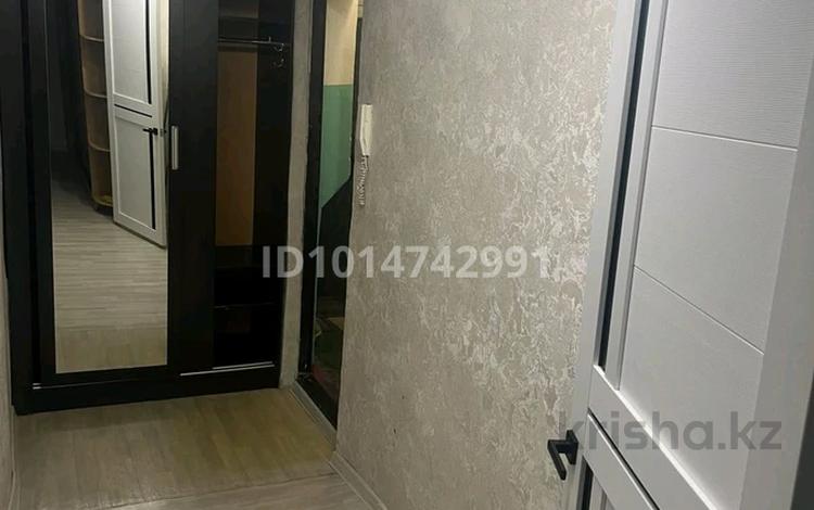 1-комнатная квартира · 33 м² · 5/5 этаж, мкр Тастак-2 28 за 220 000 ₸ в Алматы, Алмалинский р-н — фото 2