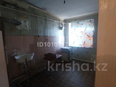 2-бөлмелі пәтер · 45 м² · 2 қабат, Жамбыл 14 — Возле школы и поликлиники, бағасы: 6 млн ₸ в Састобе