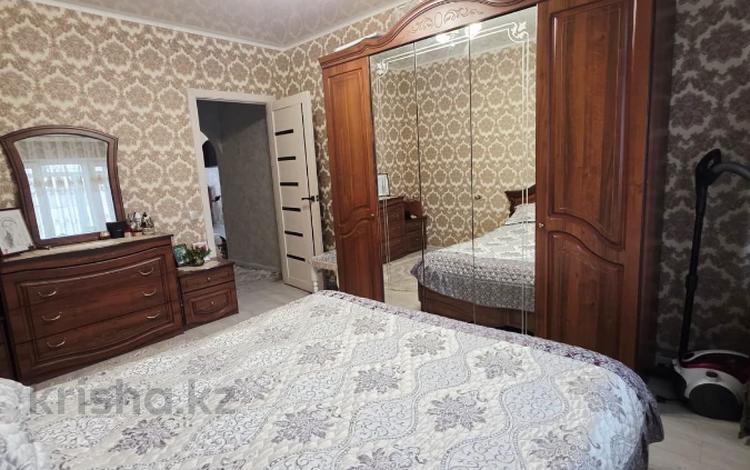 2-комнатная квартира · 65 м² · 4/6 этаж, мкр Кокжиек за 32.5 млн ₸ в Алматы, Жетысуский р-н — фото 2