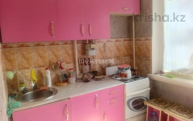 1-бөлмелі пәтер · 38 м² · 4/5 қабат, Мынбулак 38 — Жибек жолы базар, бағасы: 85 000 ₸ в Таразе — фото 2