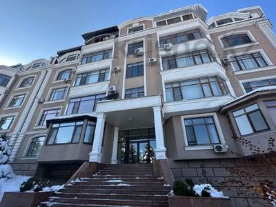 7-бөлмелі пәтер · 405 м² · 4/5 қабат, Оспанова 69, бағасы: 365 млн ₸ в Алматы, Медеуский р-н