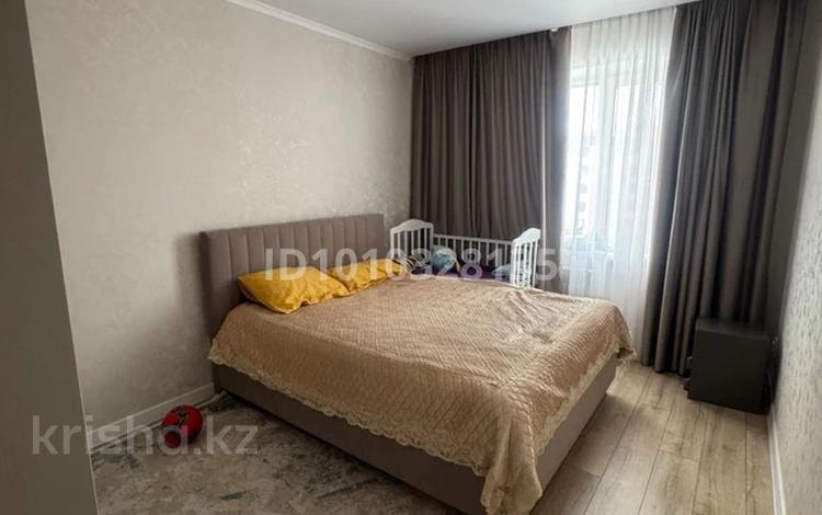 3-комнатная квартира · 90 м² · 5/6 этаж, Майкудук, Мамыраева 6/3 за 34.5 млн 〒 в Караганде, Алихана Бокейханова р-н — фото 2